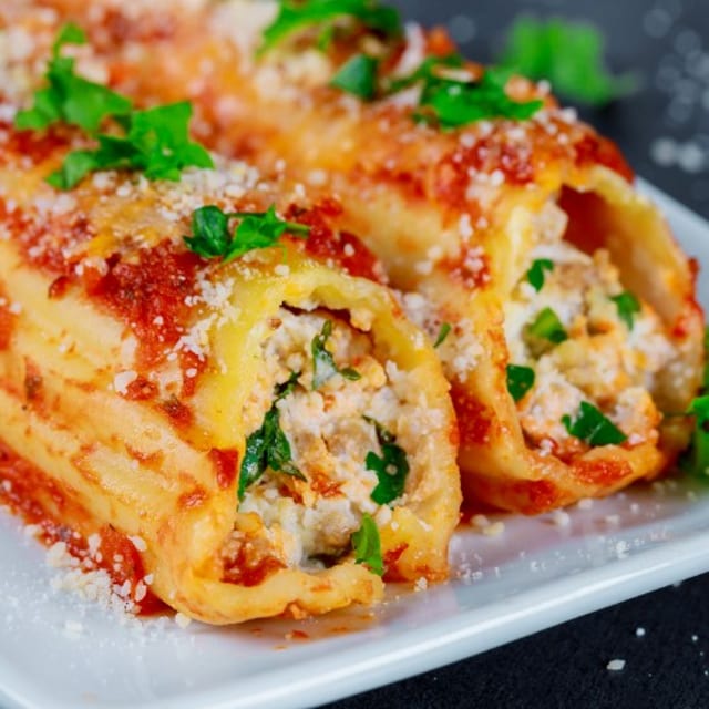 Manicotti.